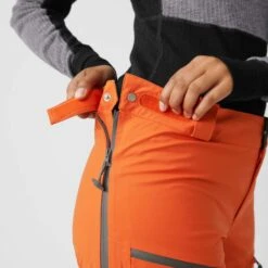 FJÄLLRÄVEN BERGTAGEN ECO-SHELL TROUSERS W Damen - Hardshellhose -Frilufts T-Shirts Geschaft 5637864651 i bergtagen ecoshell trousers w fjaellraeven 20
