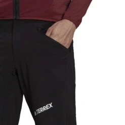 ADIDAS TECHROCK MOUNTAINEERING SOFTSHELL PANTS Herren - Softshellhose -Frilufts T-Shirts Geschaft 5637915364 d terrex techrock mountaineering softshell pants adidas 24